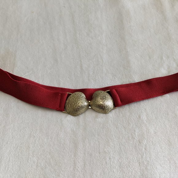 Gold Seashell Belt Clasp Enclosure - Picture 1 of 3